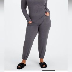 Fabletics Restoreknit Tapered Lounge Pant - Size M